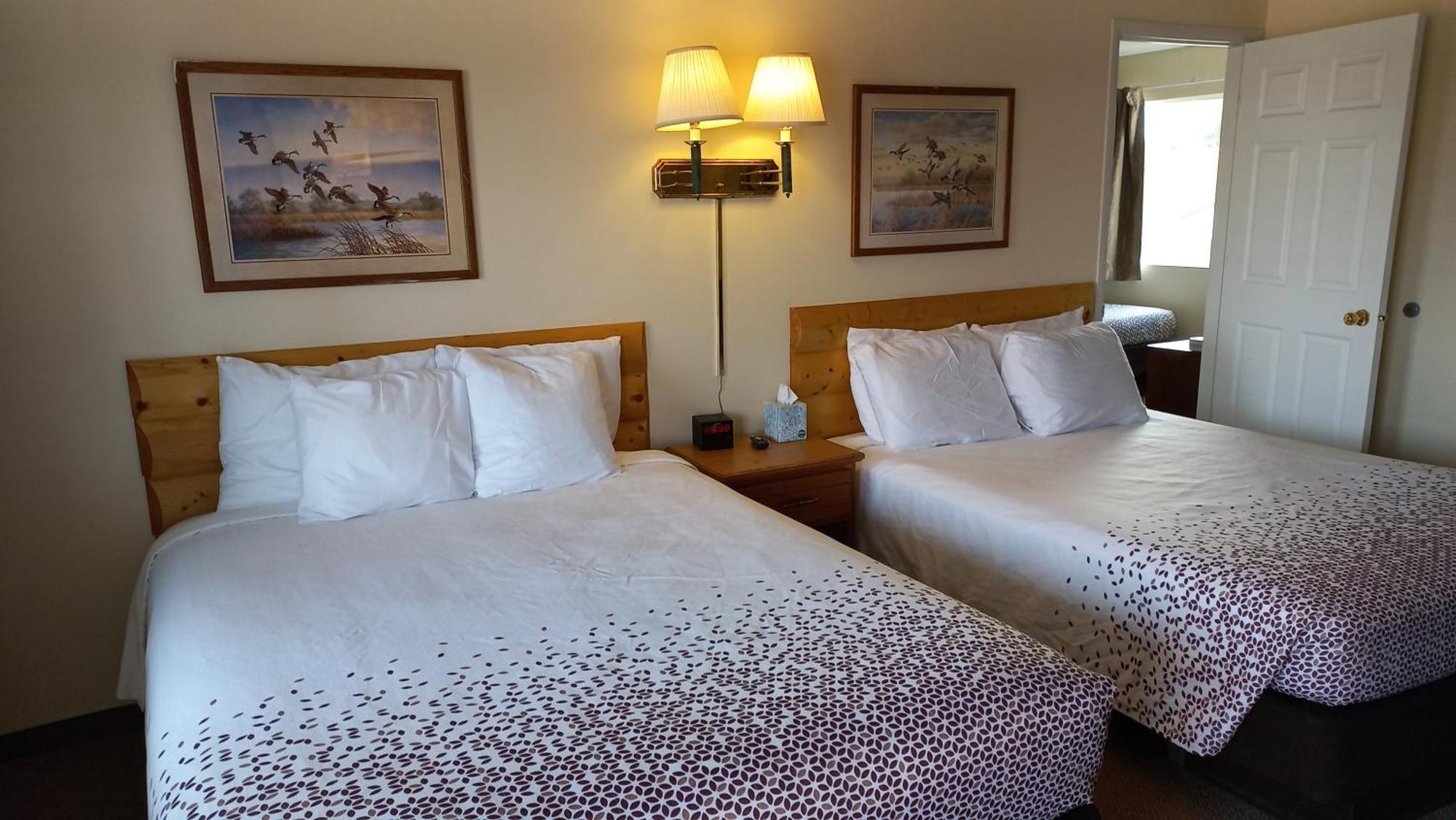 Grantsburg Inn Экстерьер фото