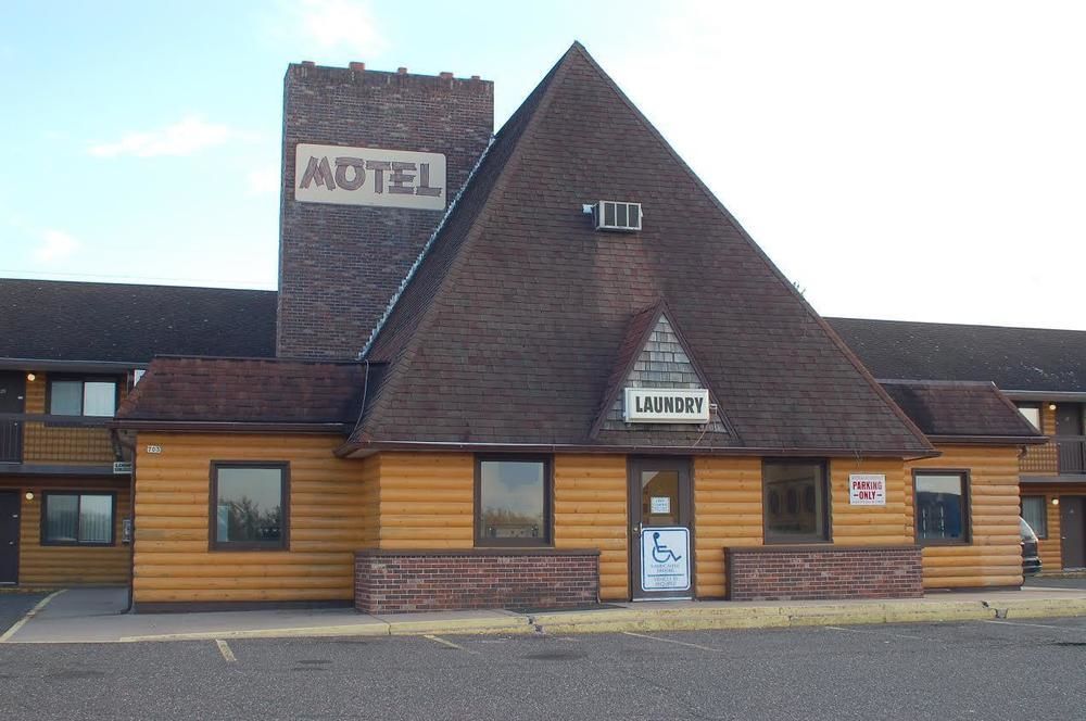 Grantsburg Inn Экстерьер фото